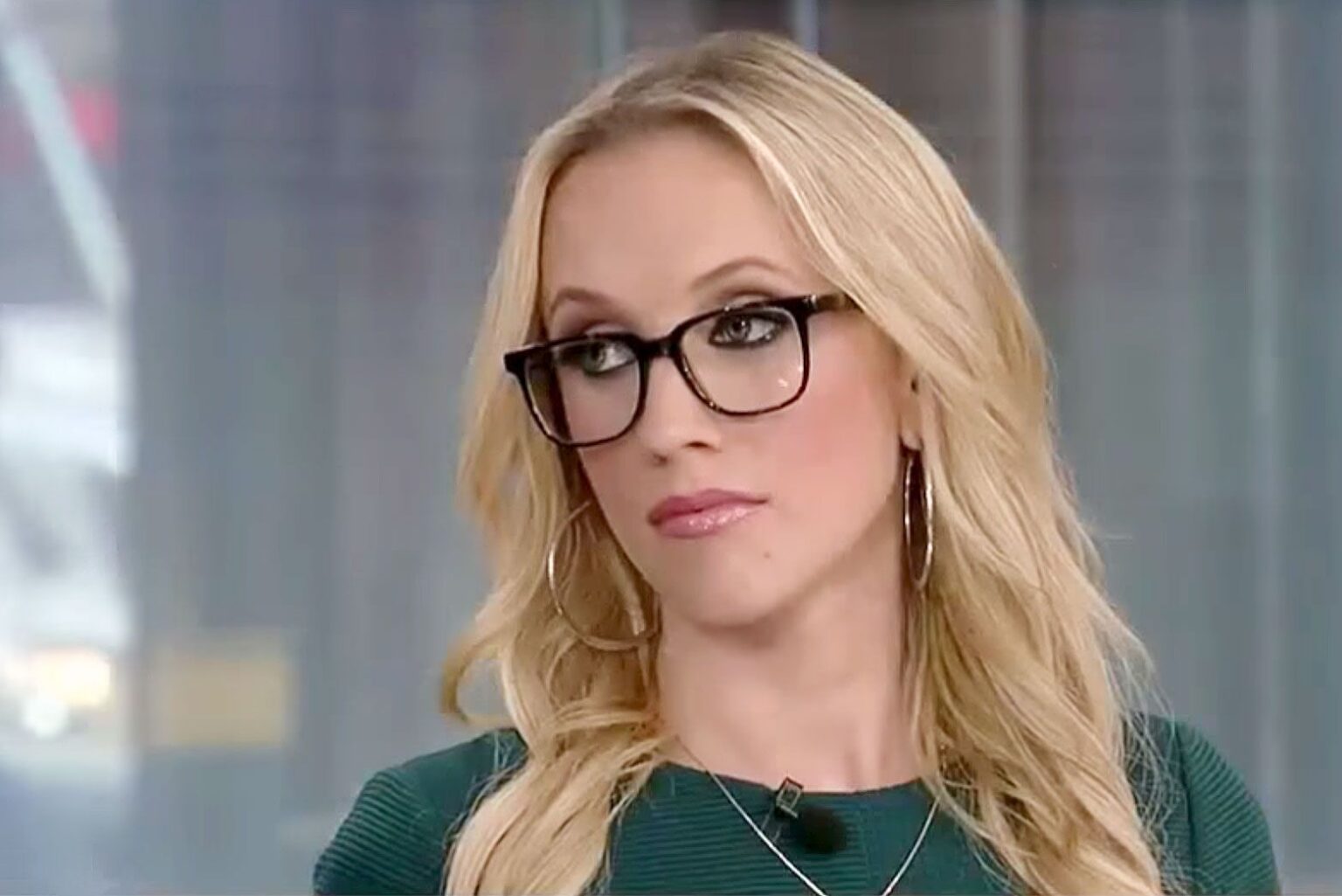 Kat Timpf Biography, Age, Family, Height, Marriage, Salary, Net Worth