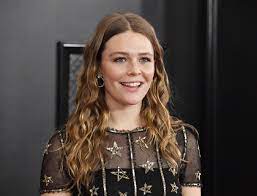 Maggie Rogers Biography, Age, Family, Height, Marriage, Salary, Net