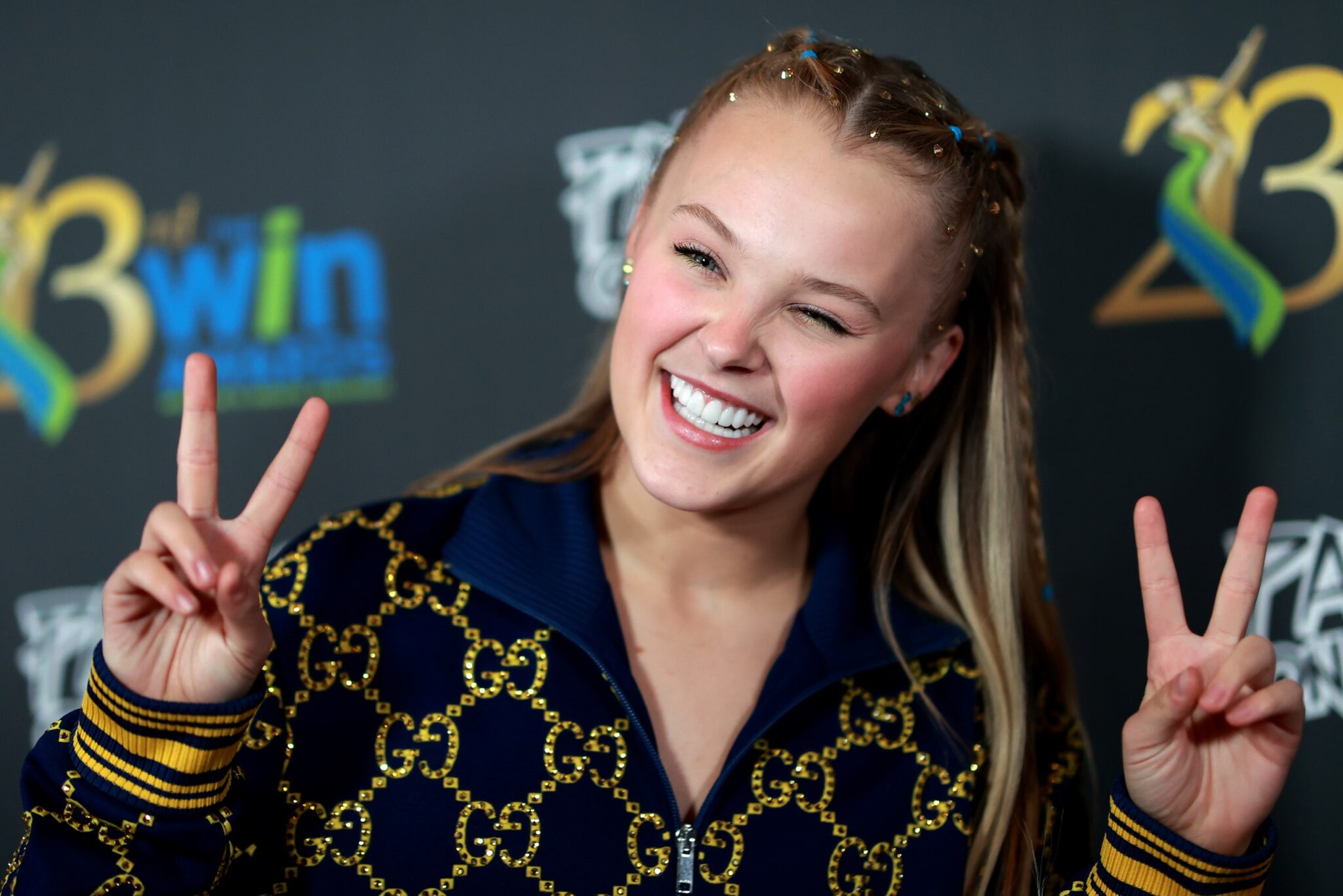 JoJo Siwa Bio Age Height Boyfriend Net Worth Movies Songs